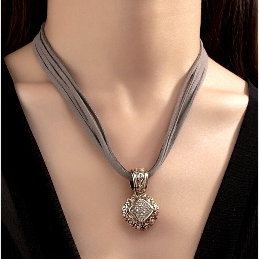 🆕 Gold Pendant w/Sparkling Crystals & Taupe Leather Look multi-strand Cord NEW!